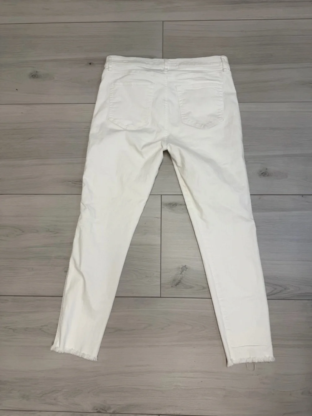LOFT Skinny Crop Jeans White High-Rise Frayed Hem Sz 29/8 Coastal Classic Summer